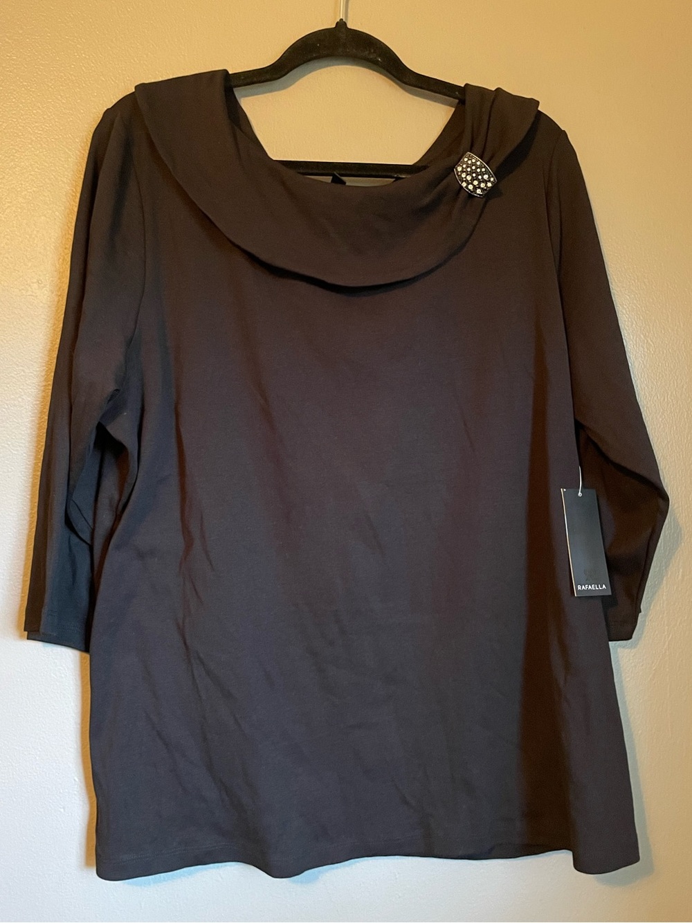 NWT Rafaella Sz 2X Black Crystal Jewel Medallion Boatneck 3/4 Sleeve Blouse Top